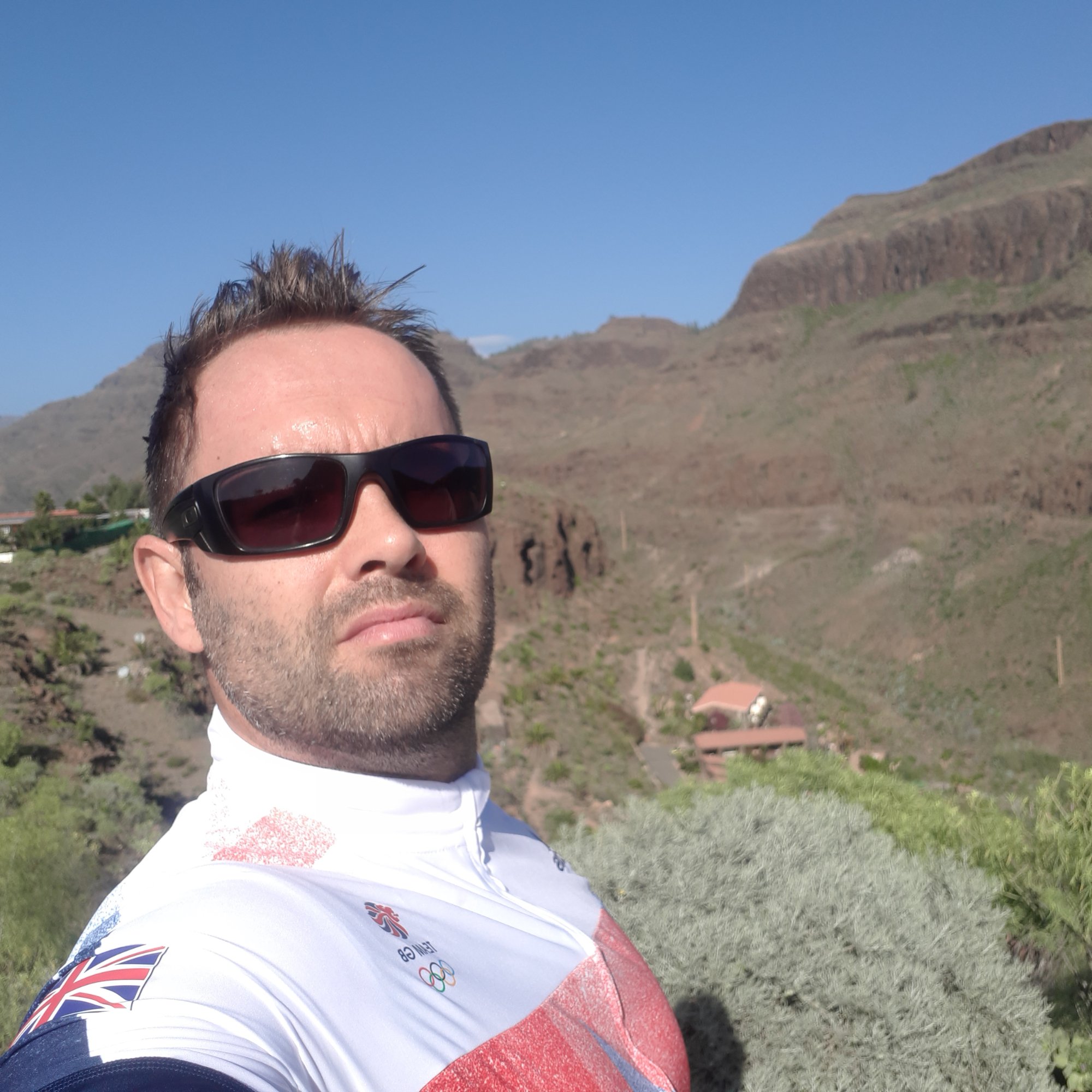 Dan, your Gran Canaria guide, cycling in the mountains